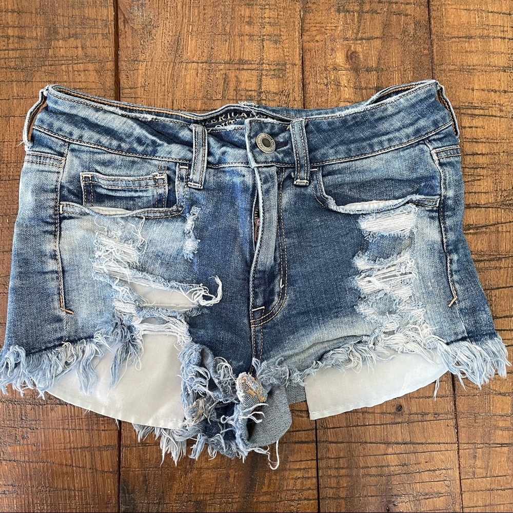 American Eagle Hi-rise Festival Shorts